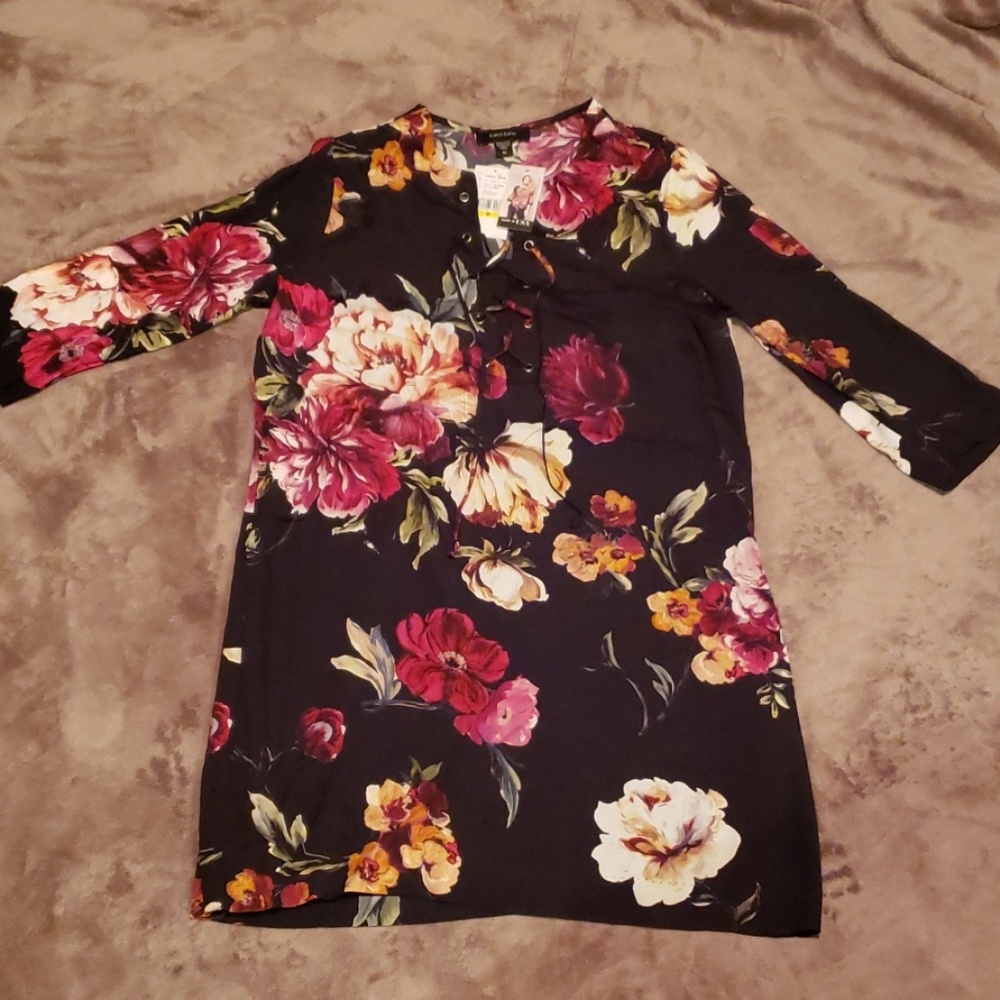 Karen Kane 3/4 slv floral dress - M  NWT